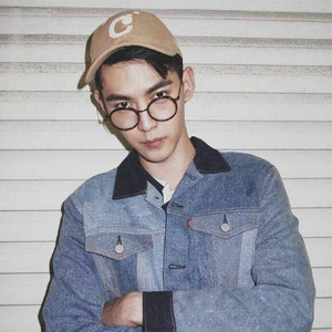 祼体美女吸乳❌❌羞羞
